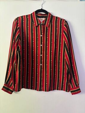 Talbots Petites red and black chain patterned 100% silk button up blouse 8